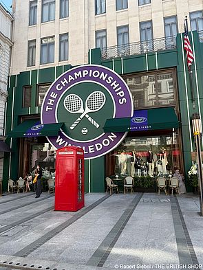 Typisch London: Wimbledon und eine rote Telefonzelle