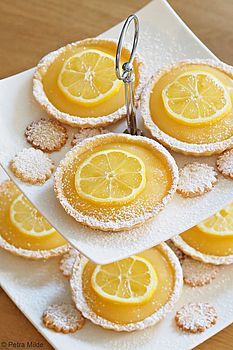 Lemon Curd Tartlets – Da geht die Sonne auf!
